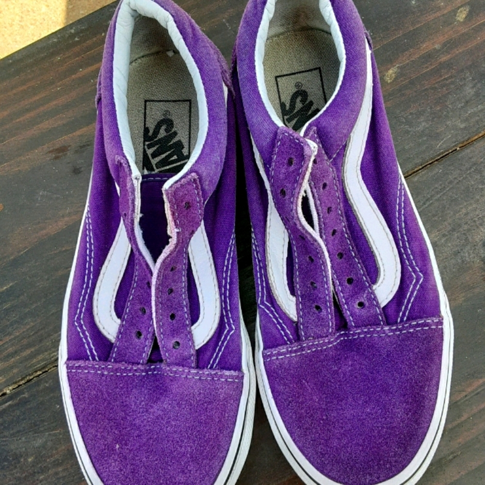 Vans - Picture 2 of 3